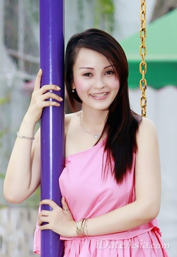 Single Vietnamese women for dating