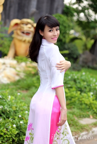cute Vietnamese girl